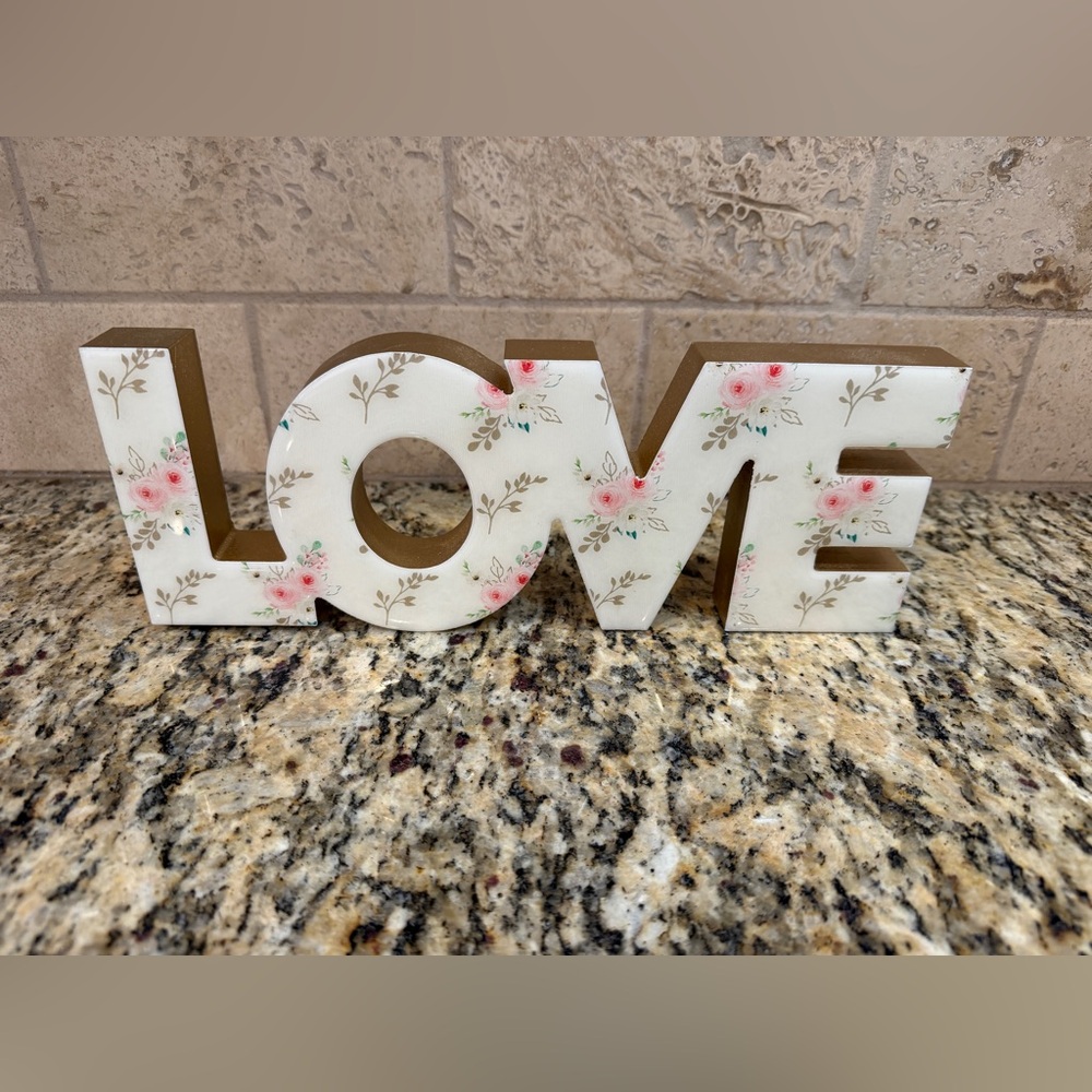 Valentine's Day Decor - Love Sign